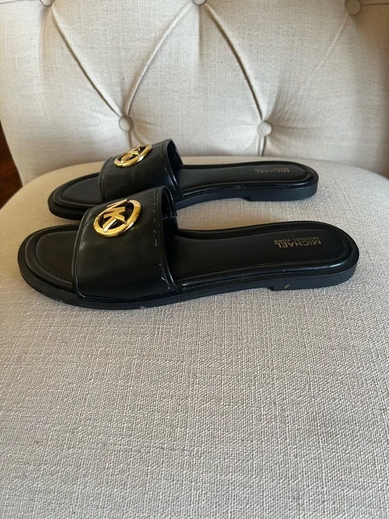 Michael Kors MK Logo Slide Sandals Black Leather Gold Hardware Size 8.5 Summer - Picture 3 of 9